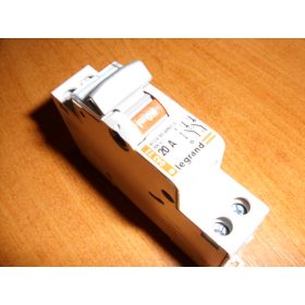 Legrand 406432 szakaszoló kapcs. 