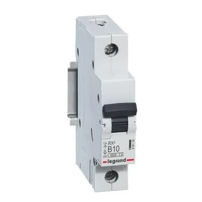 Legrand B 10A kismegszakító