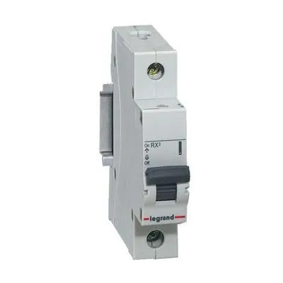 Legrand B 25A kismegszakító