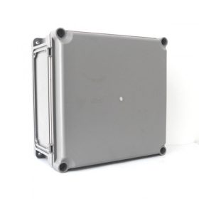 MTE-1 tokozott szekr.fedéllel szerelőlappal teli