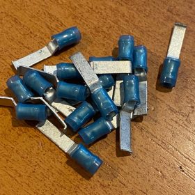 KCST csapostüske saru