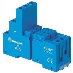 Finder 94.03 reléfoglalat